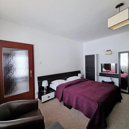 Casa Cristina Hotell Braşov Exteriör bild